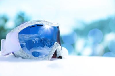 The Ultimate Guide to buy Prescription Ski & Snowboard Goggles