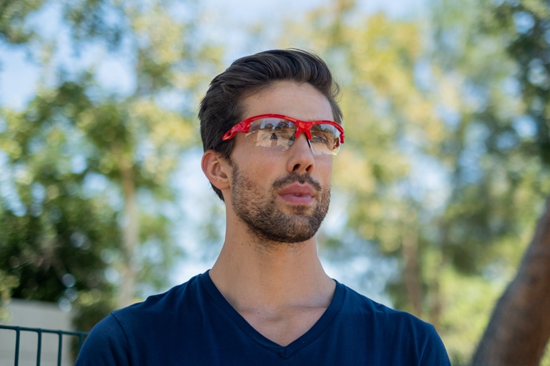 Winter Eye Safety: Protecting Your Vision in Cold Weather Using Safety Glasses